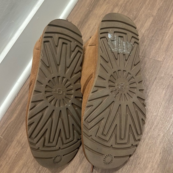 Neumel Ugg Boot - Picture 4 of 6